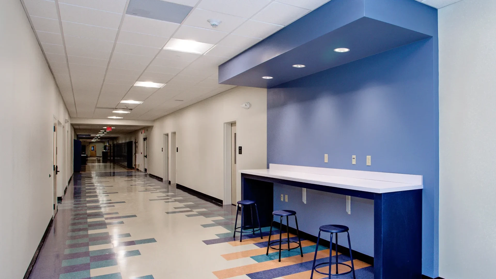 Image of a high school hallway with study nook